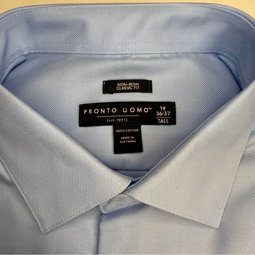 *NWT* Pronto Uomo Sky Blue Dress Shirt